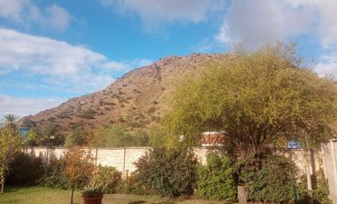 Se vende casa en Interior Condominio