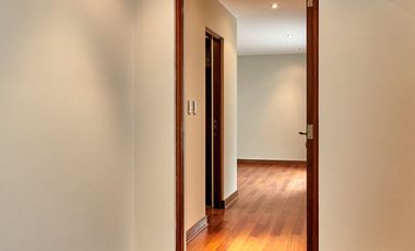 Venta de departamento, vive en  Monte Umbroso, Chacarilla, Surco
