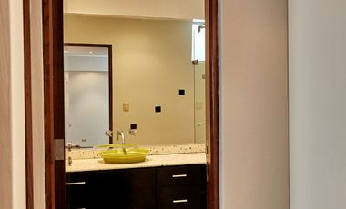 Venta de departamento, vive en  Monte Umbroso, Chacarilla, Surco