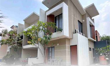 Dijual Rumah Townhouse Mewah Condet Kramatjati Jakarta Timur dekat Pusat Bisnis Jalan TB Simatupang [AR044]
