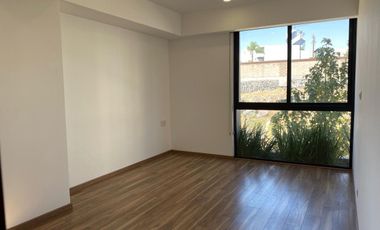 DEPARTAMENTO EN RENTA EN LOMAS DE ANGELÓPOLIS, PARQUE TOSCANA, PRIMER PISO, 3 RECÁMARAS, 2 AUTOS