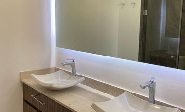 DEPARTAMENTO EN RENTA EN LOMAS DE ANGELÓPOLIS, PARQUE TOSCANA, PRIMER PISO, 3 RECÁMARAS, 2 AUTOS