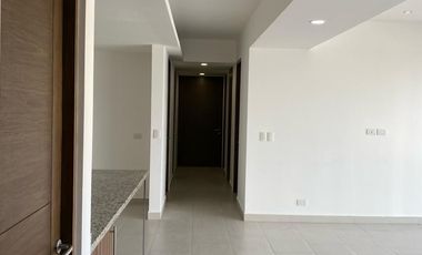DEPARTAMENTO EN RENTA EN LOMAS DE ANGELÓPOLIS, PARQUE TOSCANA, PRIMER PISO, 3 RECÁMARAS, 2 AUTOS