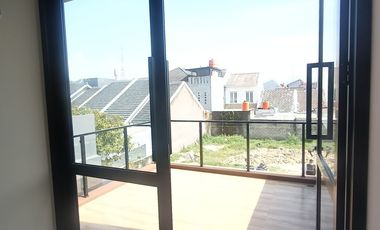 Rumah MEWAH CANTIK desain UNIK di Arcamanik Kota Bandung dijual