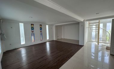 Dijual Tanah Bangunan Komersial HGB Strategis Luas 1000 m2 di Tuban Kuta Bali