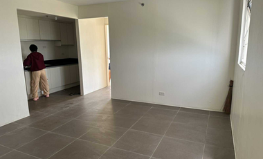 FOR SALE - 2BR WITH PARKING IN AMALFI OASIS CONDO, SRP CEBU CITY. MOVE-IN READY. BRAND NEW.