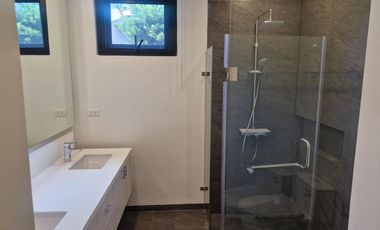 3-Bedroom Bungalow House FOR RENT in Clark Freeport Zone, Spacious and Prime location