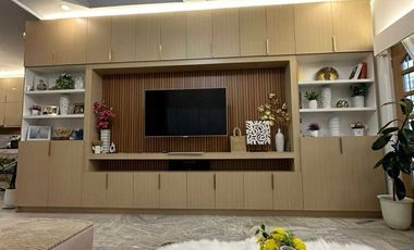 High ceiling Semi Furnished Bungalow for Sale in Green Meadows, Mabalacat!