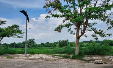 1,465 sqm. Commercial Lot for Sale at Santa Rosa Business Park in Laguna