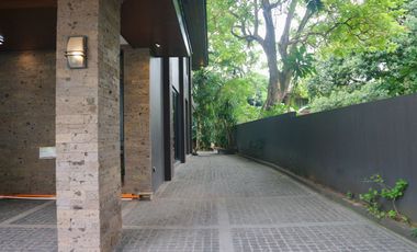 House and Lot for SALE in Ayala Alabang Village, Muntinlupa City