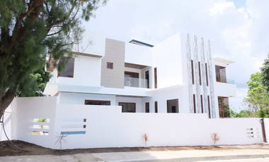 For Sale: 4 Bedroom Modern Zen House and Lot in Royale Tagaytay Estates, Cavite City