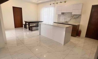 For Sale: 4 Bedroom Modern Zen House and Lot in Royale Tagaytay Estates, Cavite City