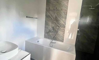 For Sale: 4 Bedroom Modern Zen House and Lot in Royale Tagaytay Estates, Cavite City