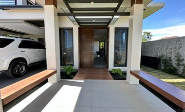 Amara 3BR Villa 500sqm 2-Car Pool Maids Drivers Liloan Cebu