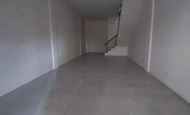 Disewakan Murah Ruko Golden Boulevard 3 Lantai di BSD City, Tangerang