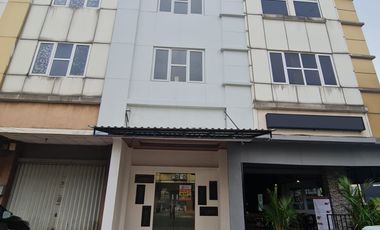 Disewakan Murah Ruko Golden Boulevard 3 Lantai di BSD City, Tangerang