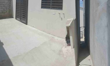 Alquiler de Casa en Urbanización  Paseo del Sol etapa 5 en  Chongón