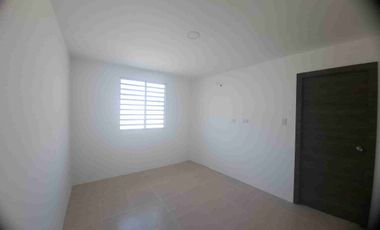 Alquiler de Casa en Urbanización  Paseo del Sol etapa 5 en  Chongón