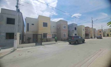 Alquiler de Casa en Urbanización  Paseo del Sol etapa 5 en  Chongón