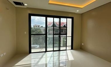 TOWNHOUSE MINIMALIST FOR SALE IN BETTER LIVING PARANAQUE