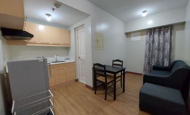 FOR SALE 1 BEDROOM PARTLY FURNISHED CONDO AT THE FLAIR TOWERS SOUTH  MANDALUYONG CITY