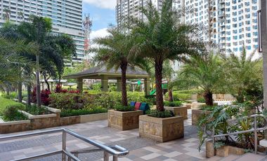 FOR SALE 1 BEDROOM PARTLY FURNISHED CONDO AT THE FLAIR TOWERS SOUTH  MANDALUYONG CITY