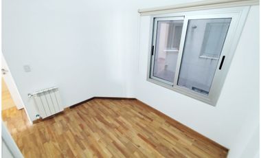 ALQUILA: Dpto 3 Dormitorios, 2 Baños (Uno Suite), Balcón / NUEVA CORDOBA