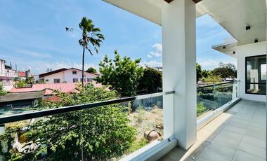 FOR SALE MODERN HOUSE WITH POOL IN BF HOMES PARANAQUE