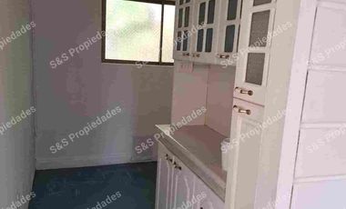Arriendo Casa 40m2 patio y jardin