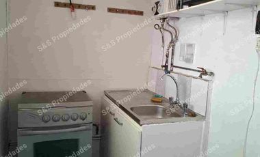 Arriendo Casa 40m2 patio y jardin