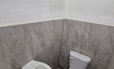 Local Comercial en Alquiler en la Alborada,  Planta Baja, 1 Baño, Plaza Comercial, Norte de Guayaquil.