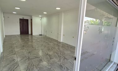 Local Comercial en Alquiler en la Alborada,  Planta Baja, 1 Baño, Plaza Comercial, Norte de Guayaquil.