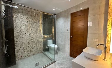 MODERN INDUSTRIAL HOUSE FOR SALE IN PARANAQUE