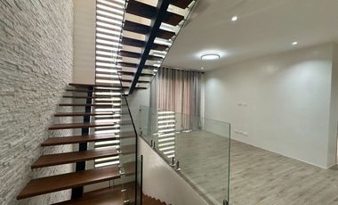 MODERN INDUSTRIAL HOUSE FOR SALE IN PARANAQUE