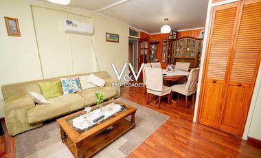 SE VENDE HERMOSA CASA EN PSJE CHAUCA.