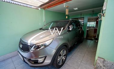 SE VENDE HERMOSA CASA EN PSJE CHAUCA.