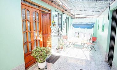 SE VENDE HERMOSA CASA EN PSJE CHAUCA.