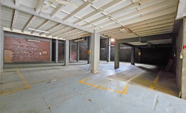 Alquiler de Bodega de 292 m² con Cerramiento - Centro de Guayaquil, Calle Carchi, entre Colón y Sucre.