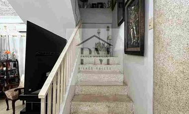 Casa en Venta, Barrio del Centenario, Sector Sur de Guayaquil, Ecuador, cerca a Clínica Alcivar.