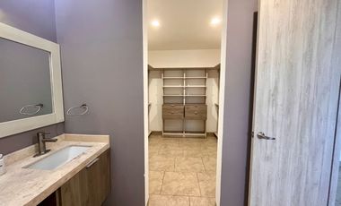 CASA AMUEBLADA EN RENTA, TORRE DE PIEDRA JURIQUILLA, Qro.