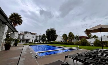 CASA AMUEBLADA EN RENTA, TORRE DE PIEDRA JURIQUILLA, Qro.