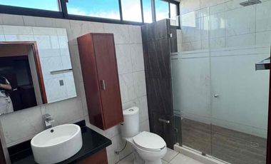 Casa en venta dentro de Frac privado Lomas verdes rumbo al campestre