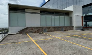 Bodega Comercial Jurica