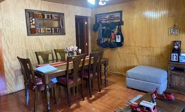 SE VENDE EXCELENTE CASA 4 DORMITORIOS 2 BAÑOS SANTA LUCIA SECTOR SAN ANTONIO