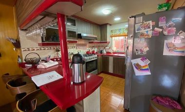 SE VENDE EXCELENTE CASA 4 DORMITORIOS 2 BAÑOS SANTA LUCIA SECTOR SAN ANTONIO