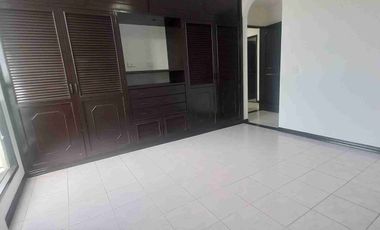 VENDO APARTAMENTO EN EL CONDOMINIO GALICIA.