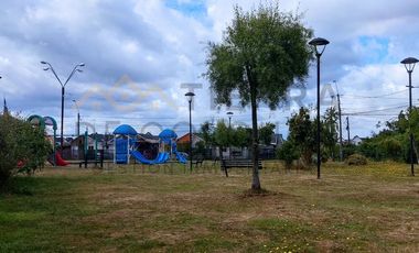 Tierra de Colonos Vende  hermosa y céntrica casa Frutillar Alto