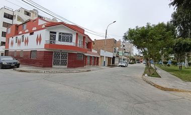 Espaciosa Casa En Alquiler En Esquina A Unos Pasos De La Av. La Marina