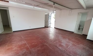 Espaciosa Casa En Alquiler En Esquina A Unos Pasos De La Av. La Marina