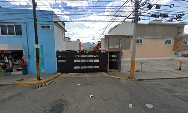 Casa en calle Higueras, Los Heroes Coacalco, San Francisco Coacalco, Estado de México, México ¡NO CRÉDITOS!